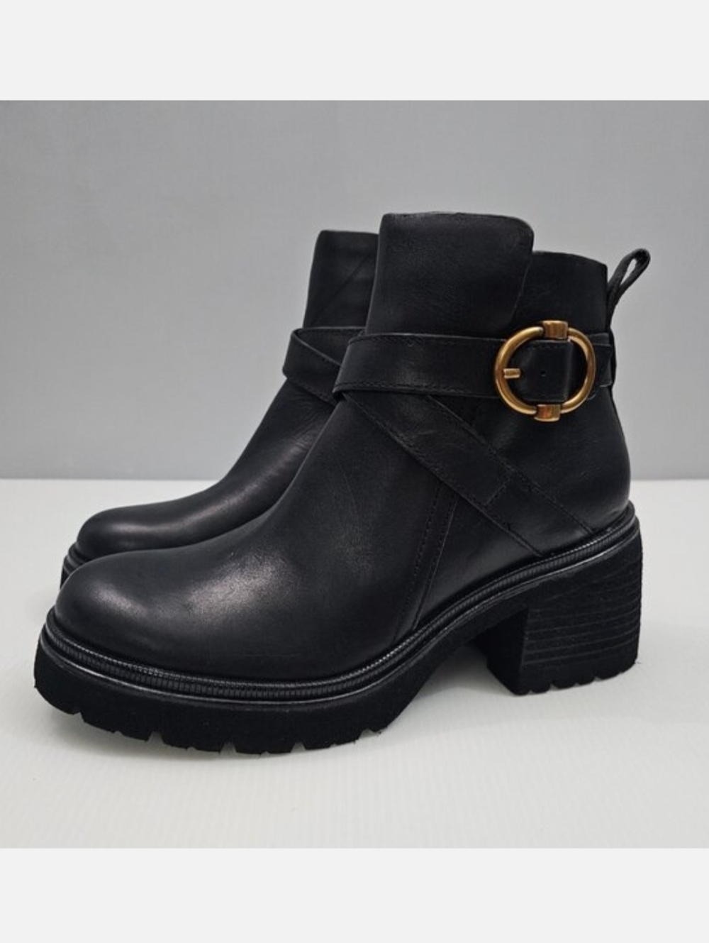 NEW Sofft Jenine Ankle Boot Womens 7 Black Leather Moto Lug Sole Block Heel